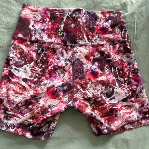 lululemon athletica Pants - Lululemon Wunder Train High-Rise Short 6" inseam   *Urbantricity Multi*
